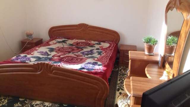 Проживание в семье У Людмили Славское-3
